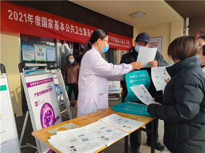 岱庙街道社区卫生服务中心开展“年终健康大盘点”健康咨询服务，筑牢居民健康防线